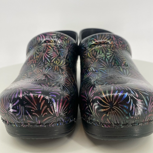 Dansko Women's Multicolor Fireworks Clogs NWOT - Picture 8 of 8